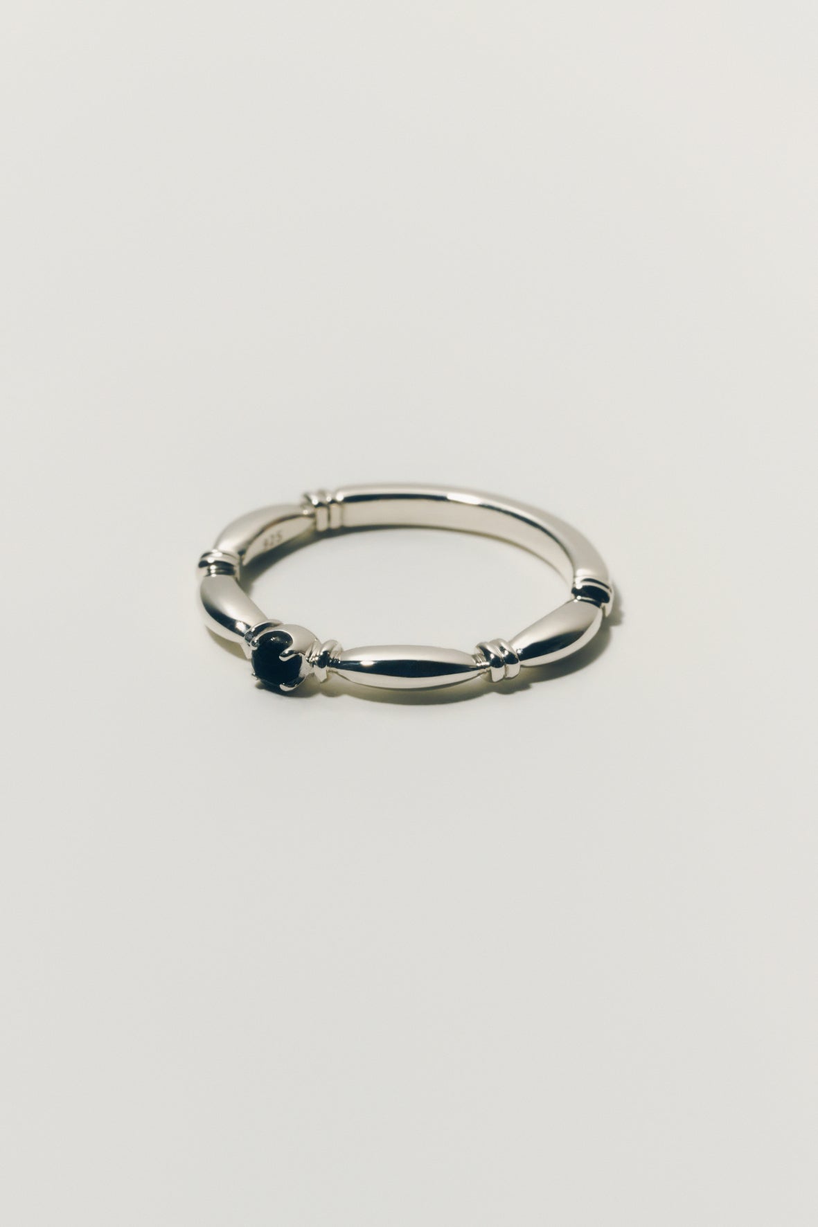 【受注商品】H link ring(onyx)(silver/gold)