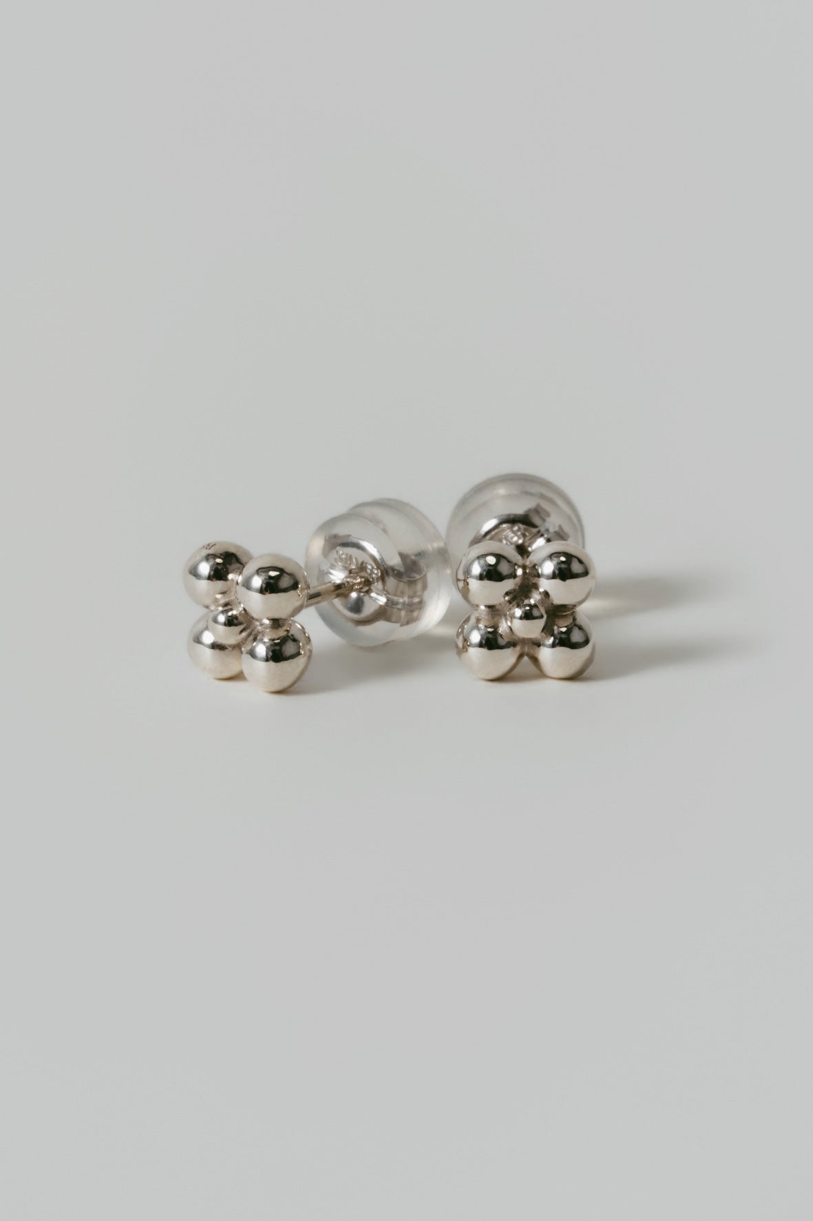 【受注販売】flower pierce/01(silver/gold)