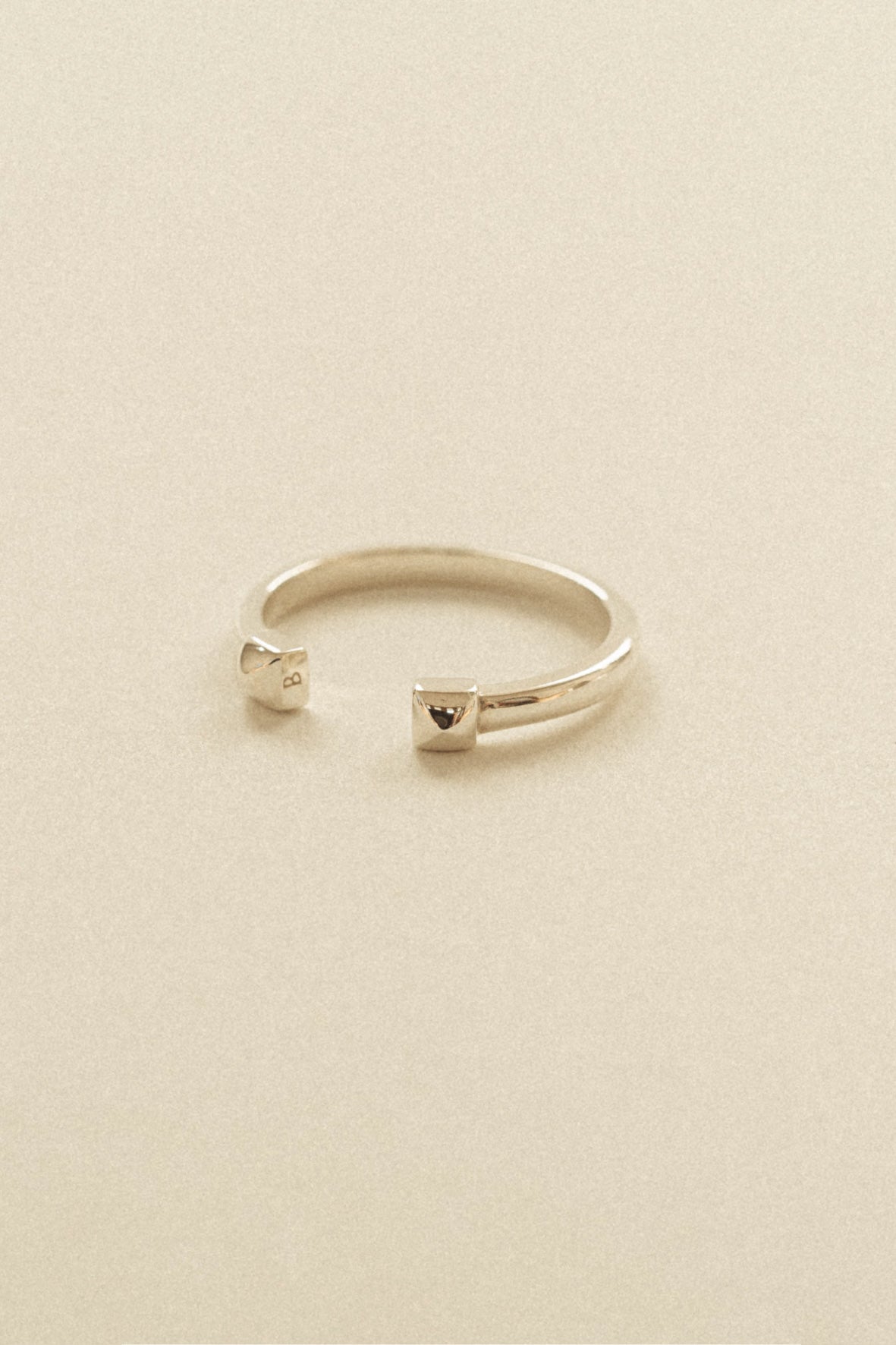 two studs ring(silver/gold)