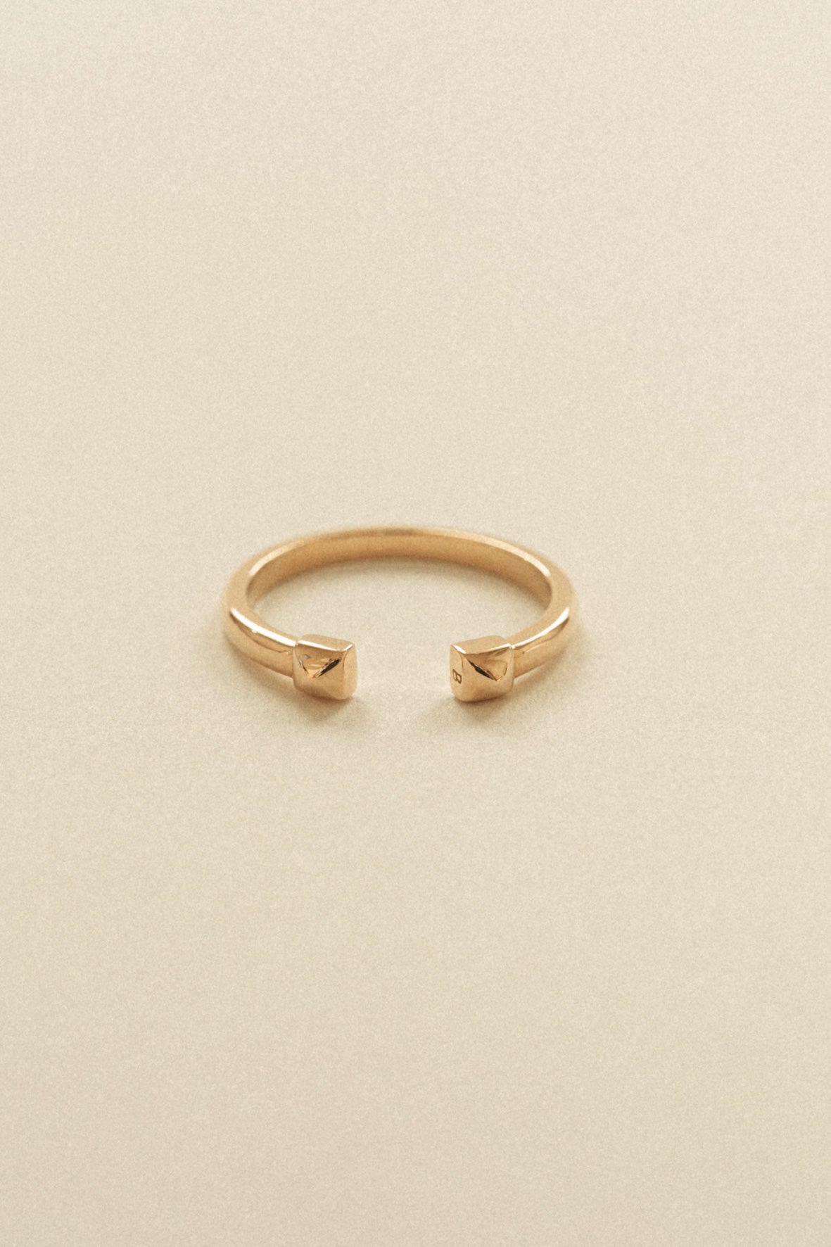 two studs ring(silver/gold)