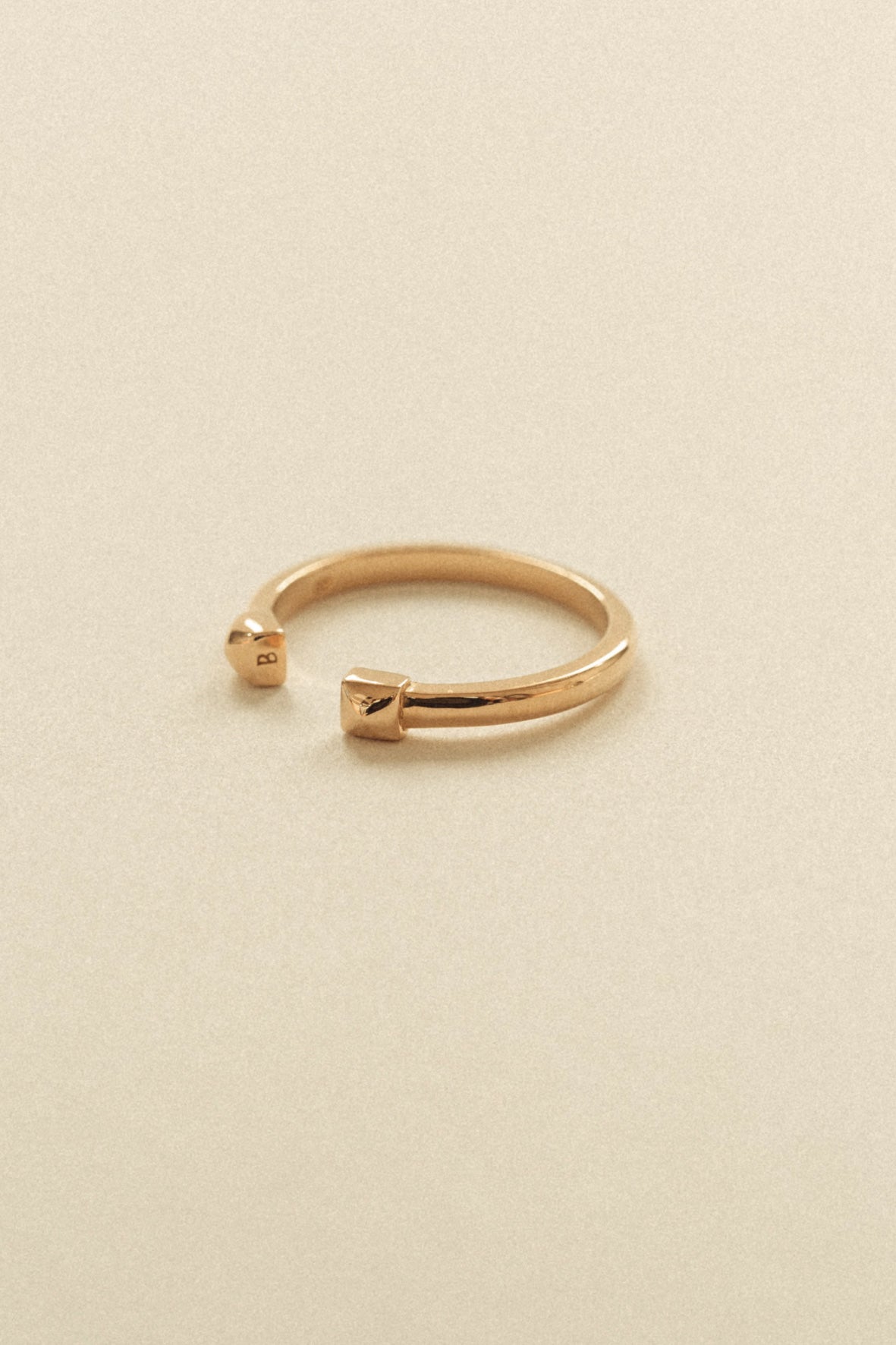 two studs ring(silver/gold)