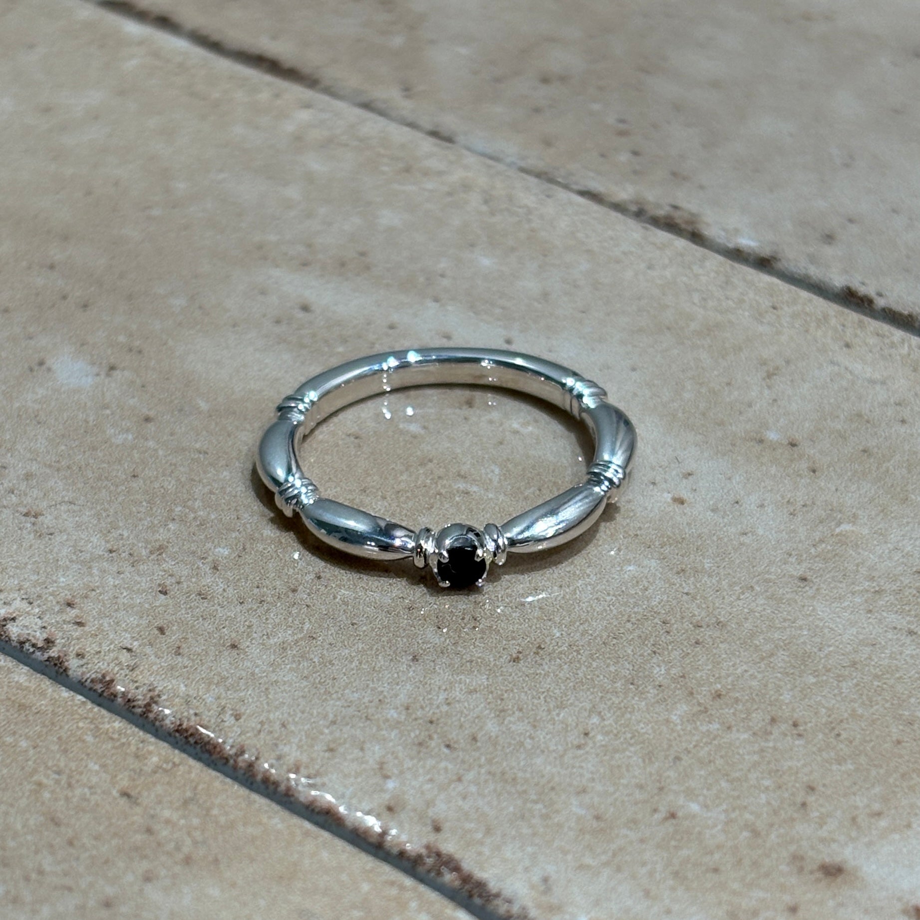 【受注商品】H link ring(onyx)(silver/gold)