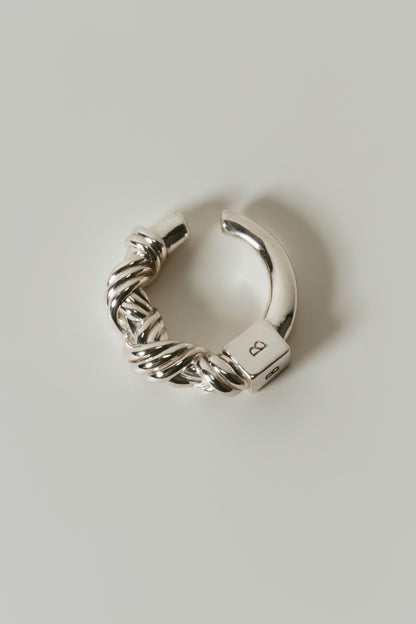 【受注販売】neji-neji ear cuff(silver/gold)